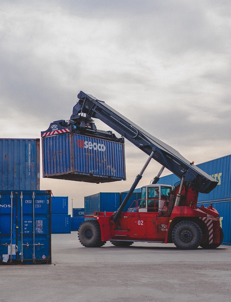 crane, shipping container, logistics-6345298.jpg
